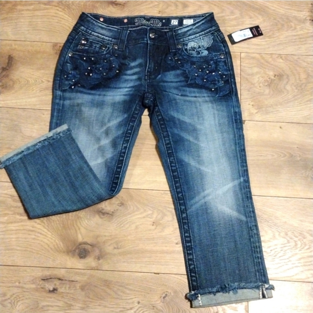 Nwt Miss Me Floral Fringe Capri Jeans 27
